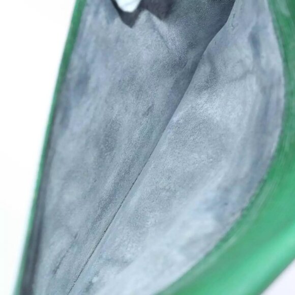 LOUIS VUITTON Epi Montaigne 27 Clutch Bag Green - Picture 2 of 16